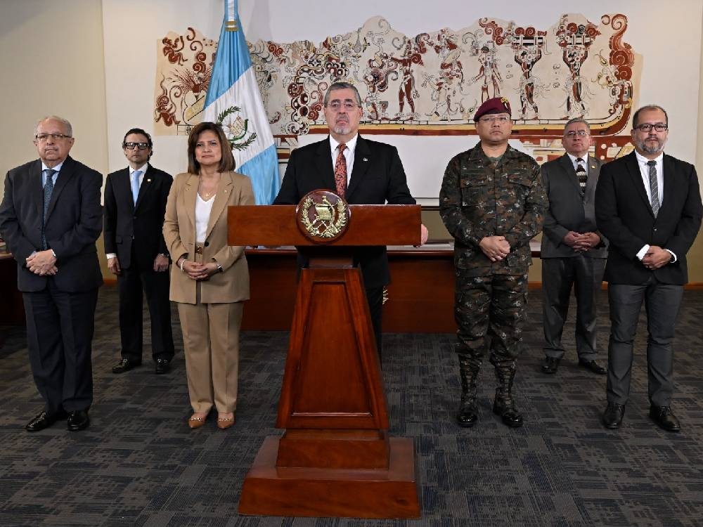 Arévalo confirma cambios en la cúpula del Ministerio de Gobernación tras la fuga de 20 reos 
