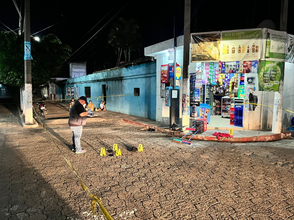 Asaltantes se hacen pasar por clientes y hieren a tendero en Suchitepéquez
