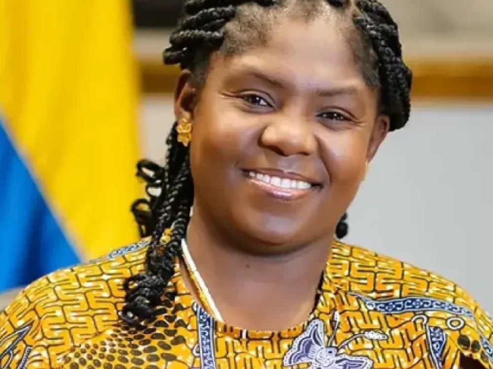 Atacan a balazos el vehículo de la vicepresidenta de Colombia cuando ella no viajaba en él