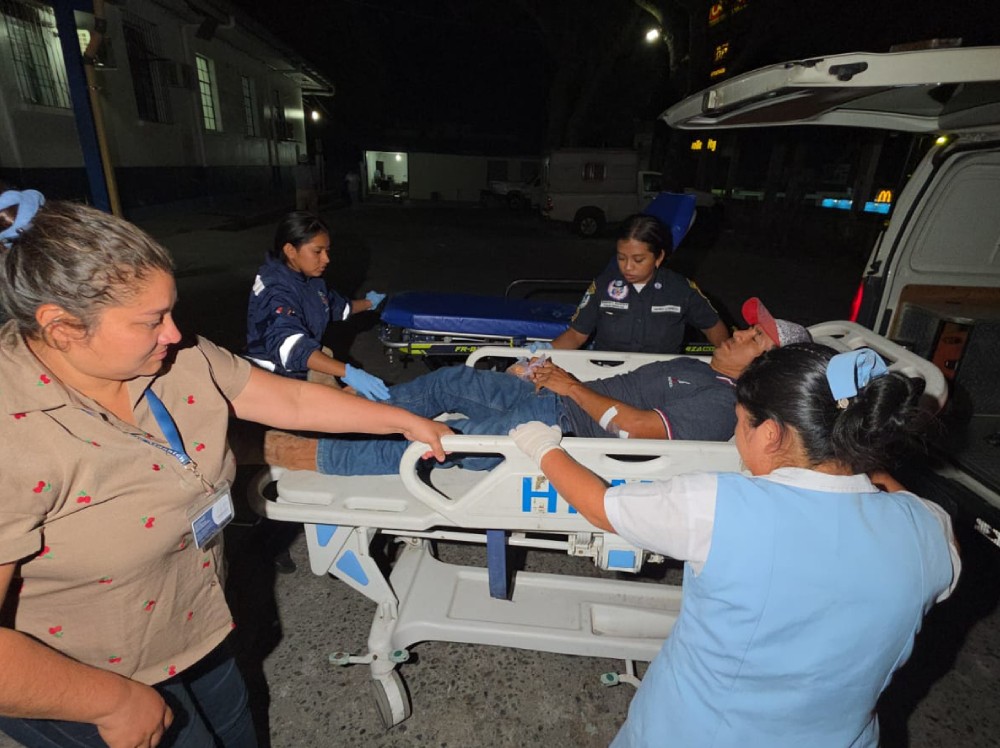 Ataque armado en San Antonio Suchitepéquez deja a un hombre herido por bala perdida