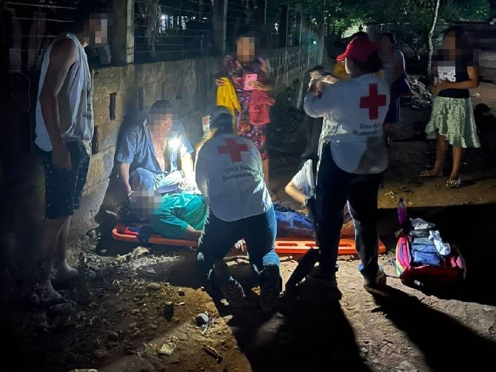 Ataques simultáneos dejan dos heridos en la zona baja de Coatepeque