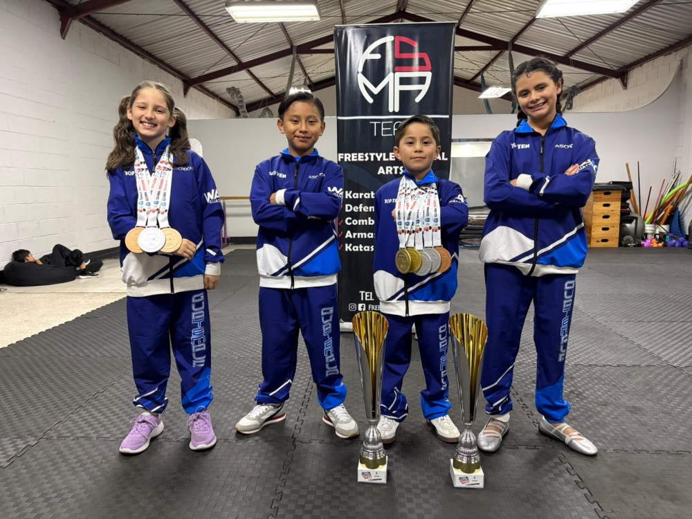 Atletas de Quetzaltenango destacan en Mundial de Kickboxing al ganar ocho medallas y dos top 10 mundial