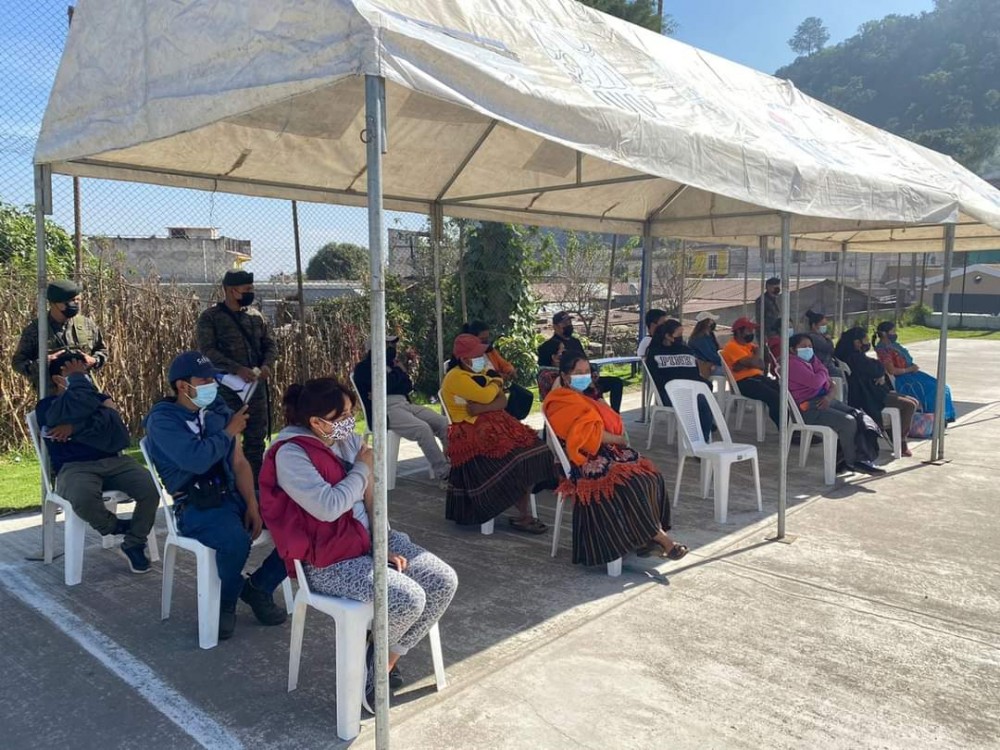 AUDIO: Continuará vacunación móvil contra el COVID-19 en Xela 