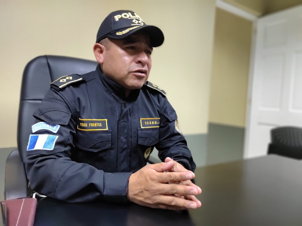 AUDIO: Presentan a nuevo comisario de la PNC en Quetzaltenango