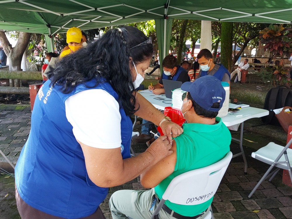 Aumenta el interés para vacunarse contra el Covid-19 en Mazatenango