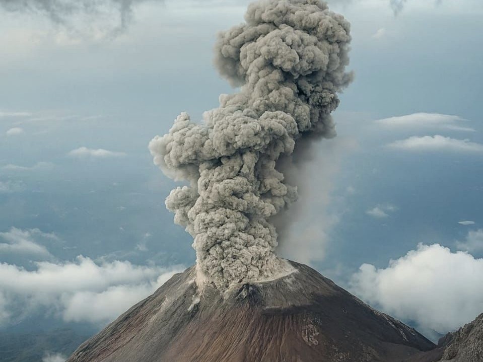 Autoridades buscan extremar medidas ante actividad constante del Santiaguito 