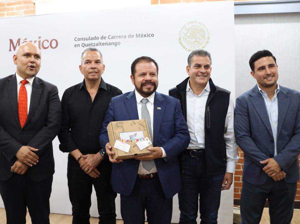 Autoridades de Quetzaltenango reciben a presidente municipal de Tapachula