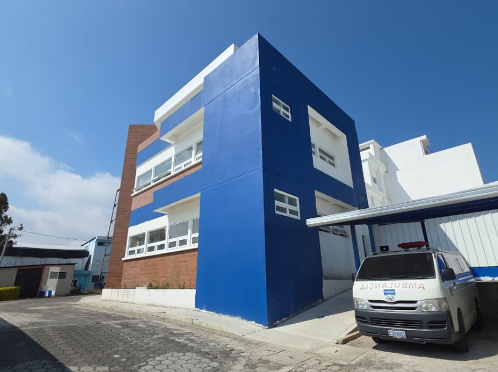 Autoridades de Salud piden finalizar CAIMI de San Pedro Sacatepéquez tras millonaria inversión