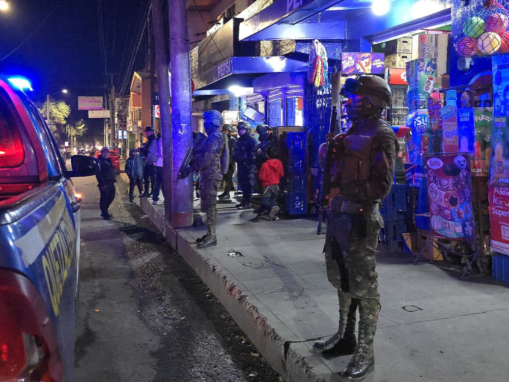 Autoridades refuerzan controles en tiendas de Quetzaltenango para prevenir delitos 