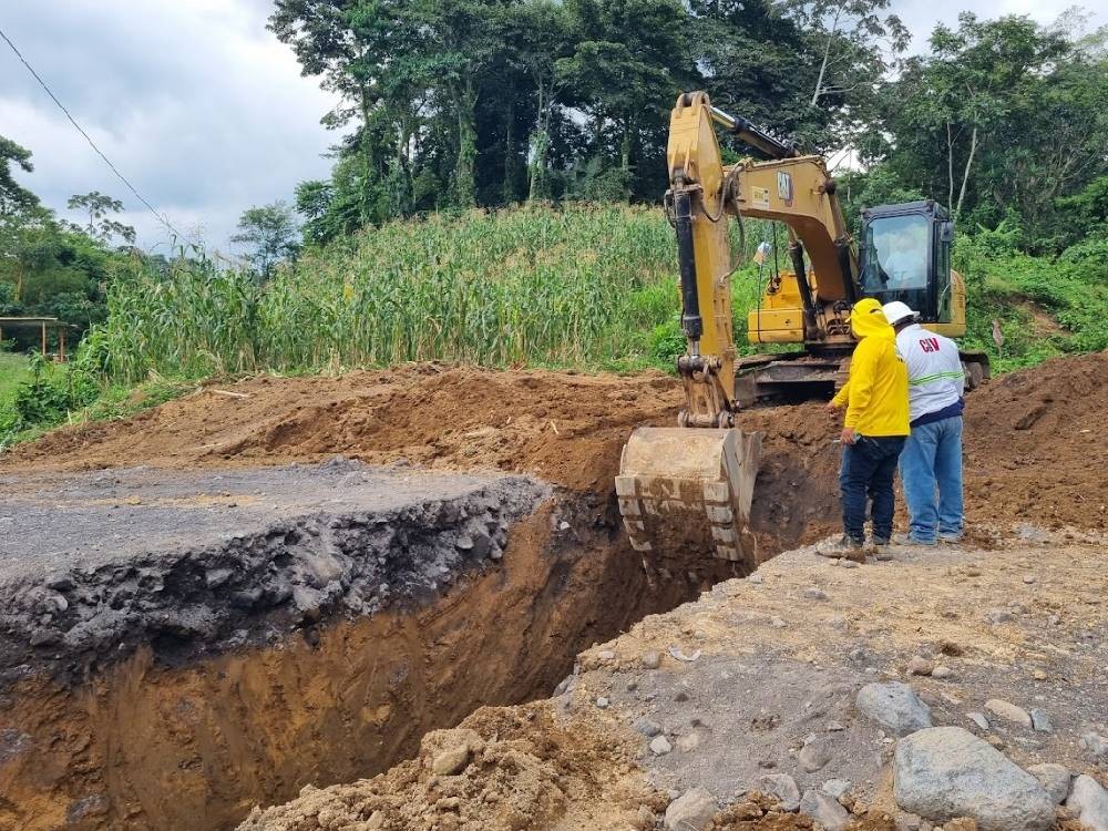 Avanza instalación de puente Bailey en desvío provisional de la Cito Zarco