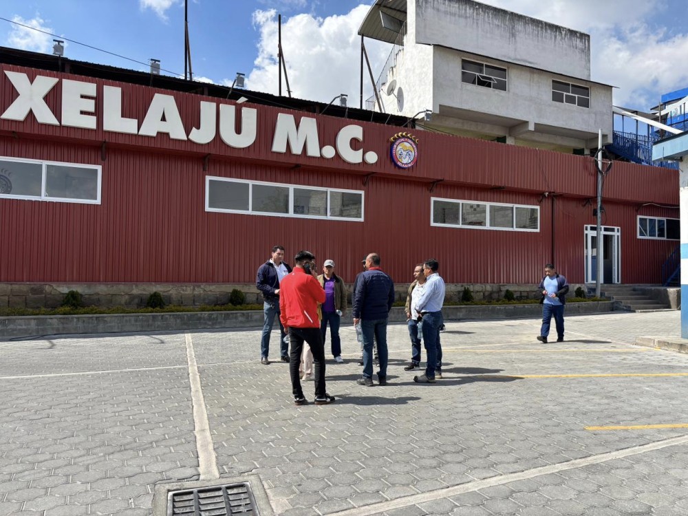 Avanzan los pasos para la ejecución de la remodelación del estadio Mario Camposeco