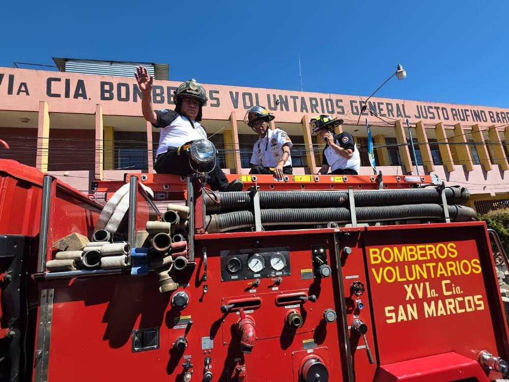 Bomberos Voluntarios realizan el último turno en la estación 16