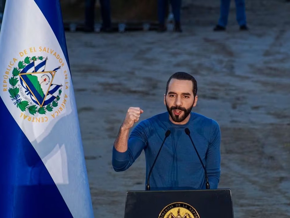 Bukele obtiene licencia de seis meses para presentarse a la reelección en El Salvador