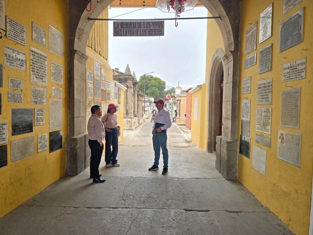 Buscan implementar mapa y señalización turística en el Cementerio General de Quetzaltenango