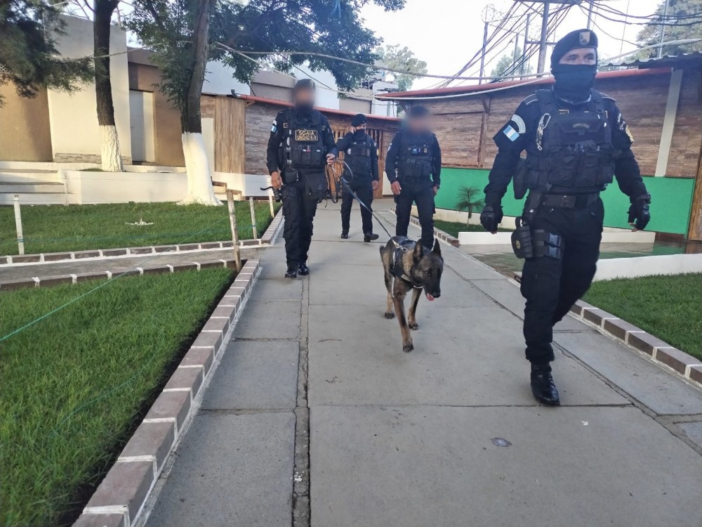 Buscan reducir alto índice de extorsiones en centros carcelarios de Xela
