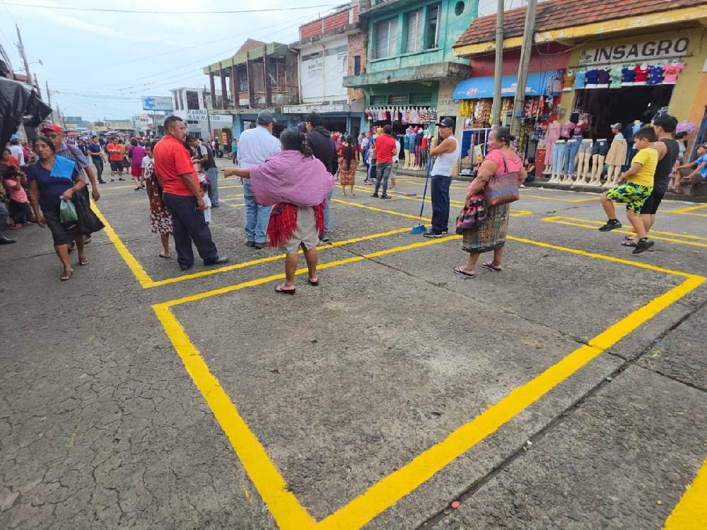 Buscan reordenar los alrededores del mercado de la Antigua Terminal de Mazatenango 