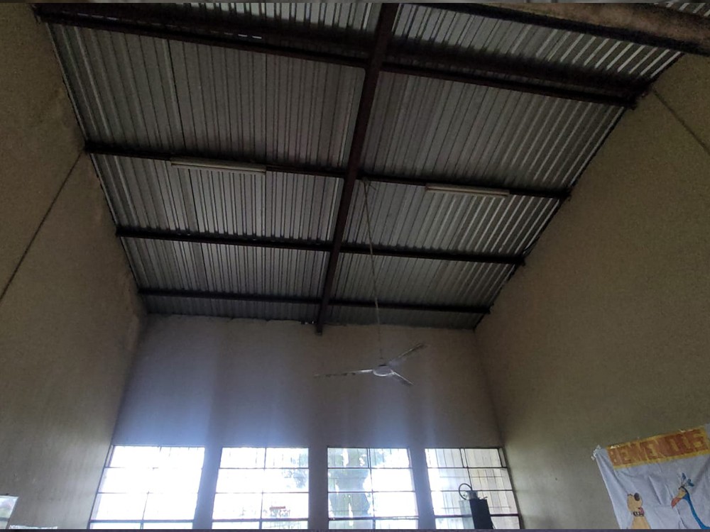 Cambian techo de escuela en Coatepeque, Quetzaltenango 