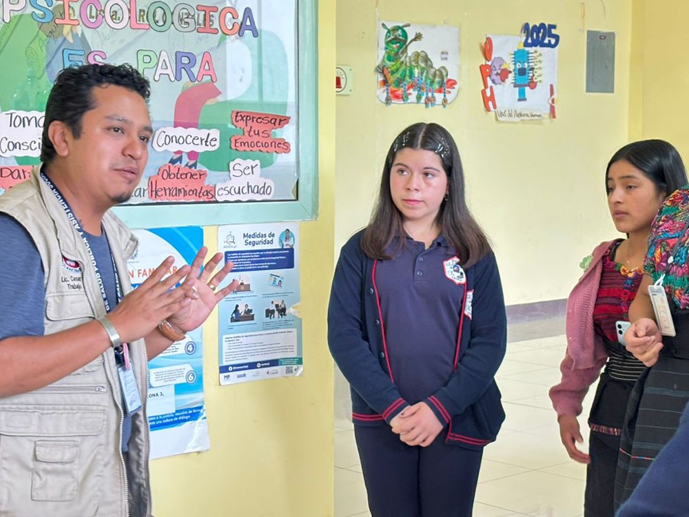 CAP de Cajolá abre sus puertas a estudiantes para dar a conocer sus servicios