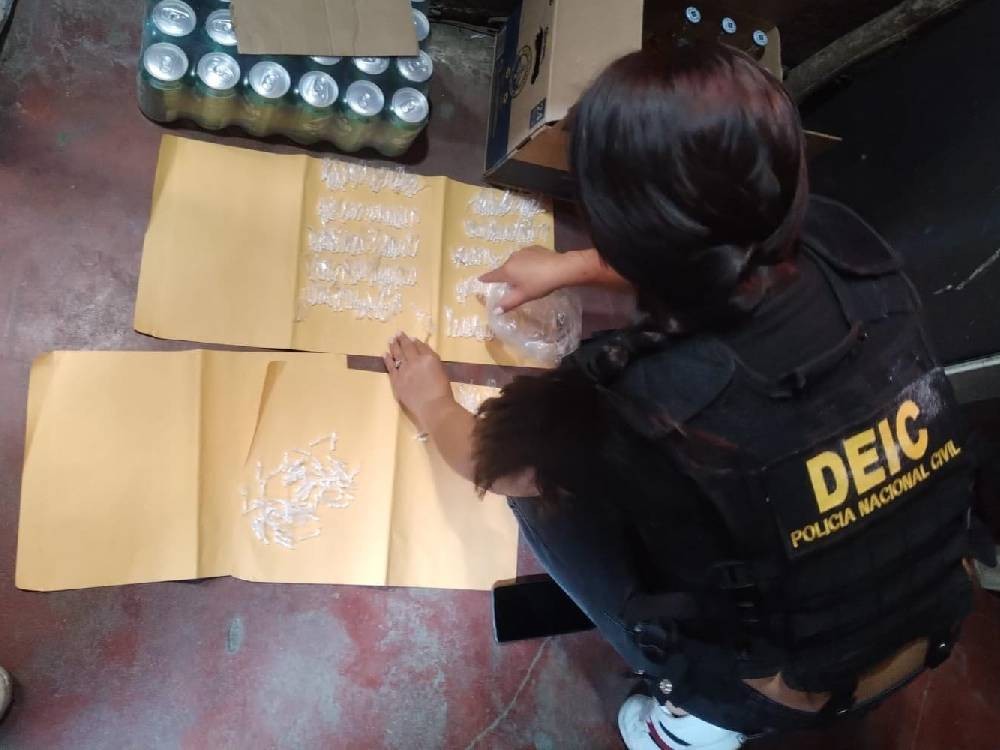Capturados cuatro presuntos distribuidores de droga