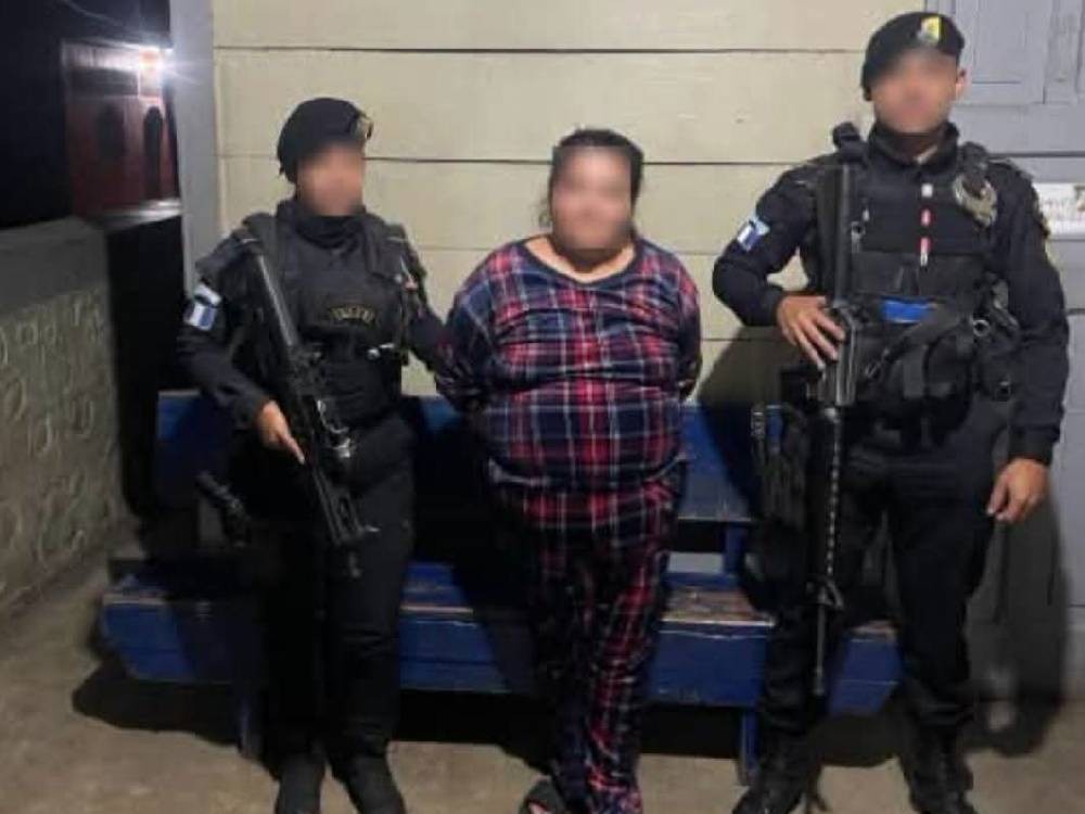 Capturan a mujer con droga en la colonia San Pablo, San Marcos