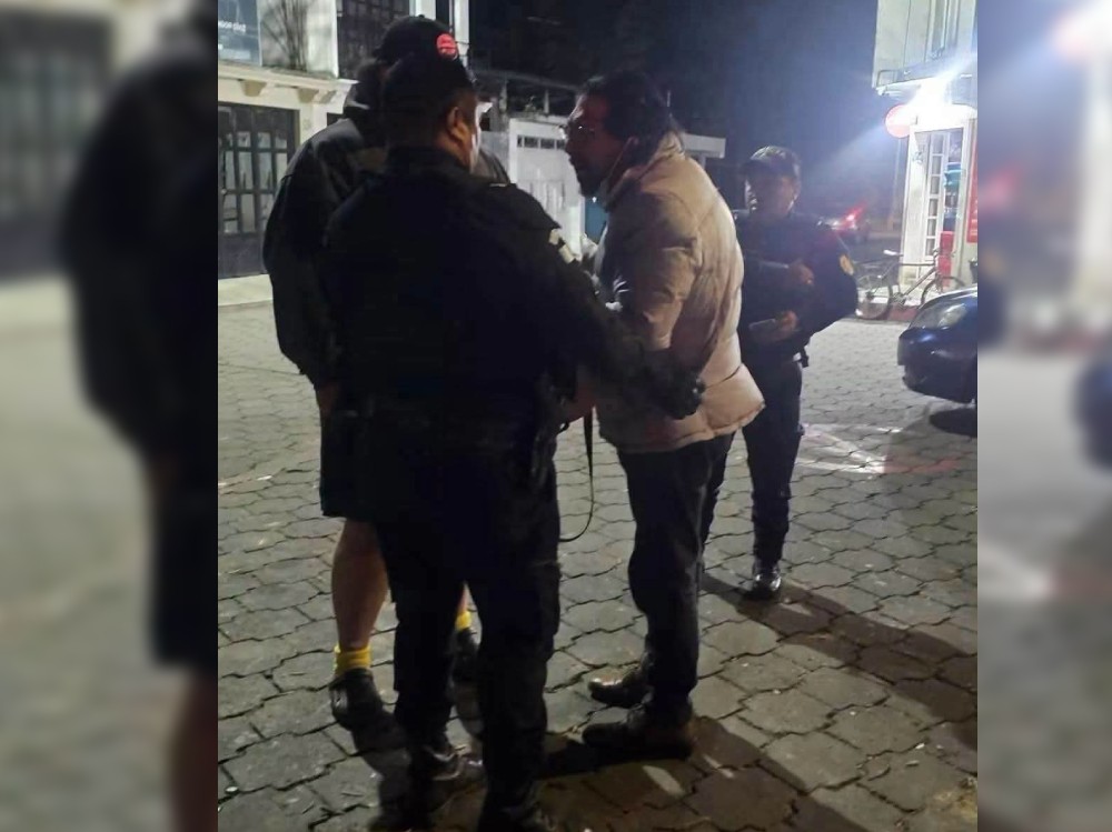 Capturan a presunto estafador que se hacía pasar por inspector de la SIB en San Marcos