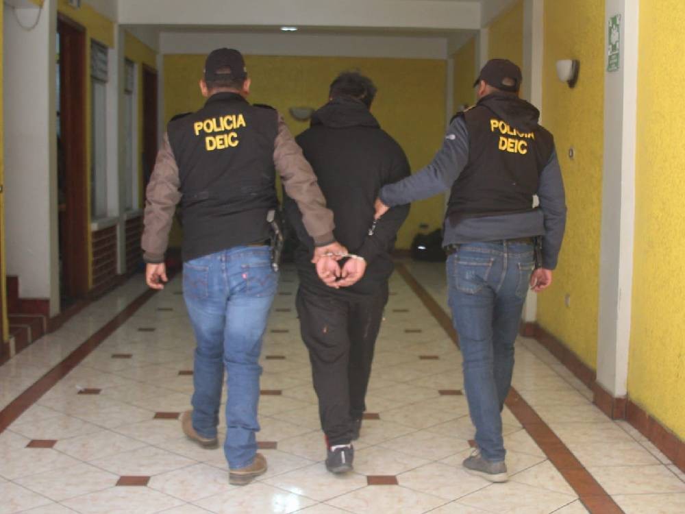 Capturan a presunto responsable de robos en sucursales bancarias en Totonicapán 