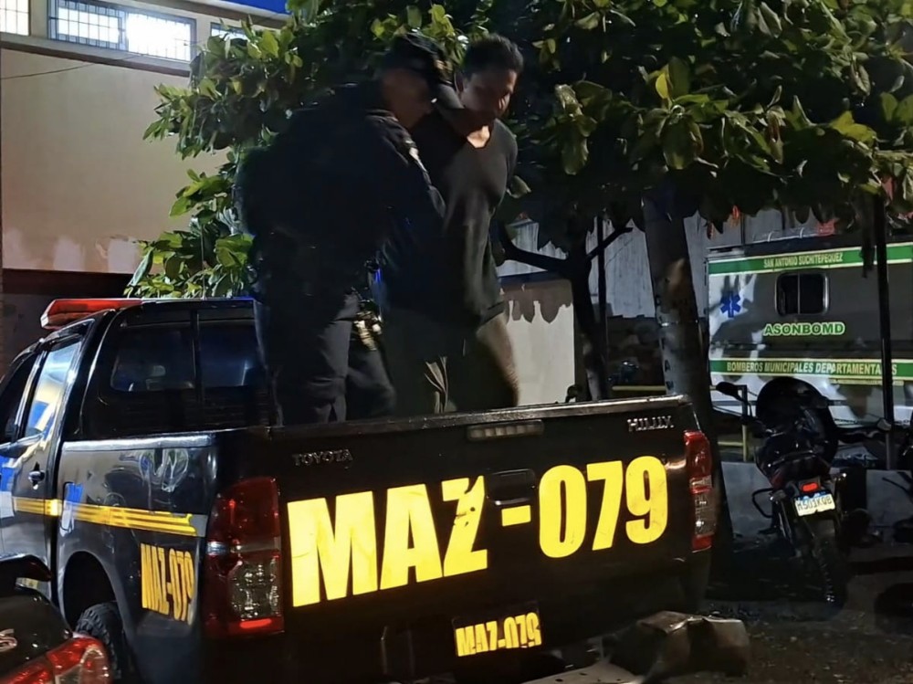 Capturan en San Antonio Suchitepéquez a presunto distribuidor de armas del Barrio 18