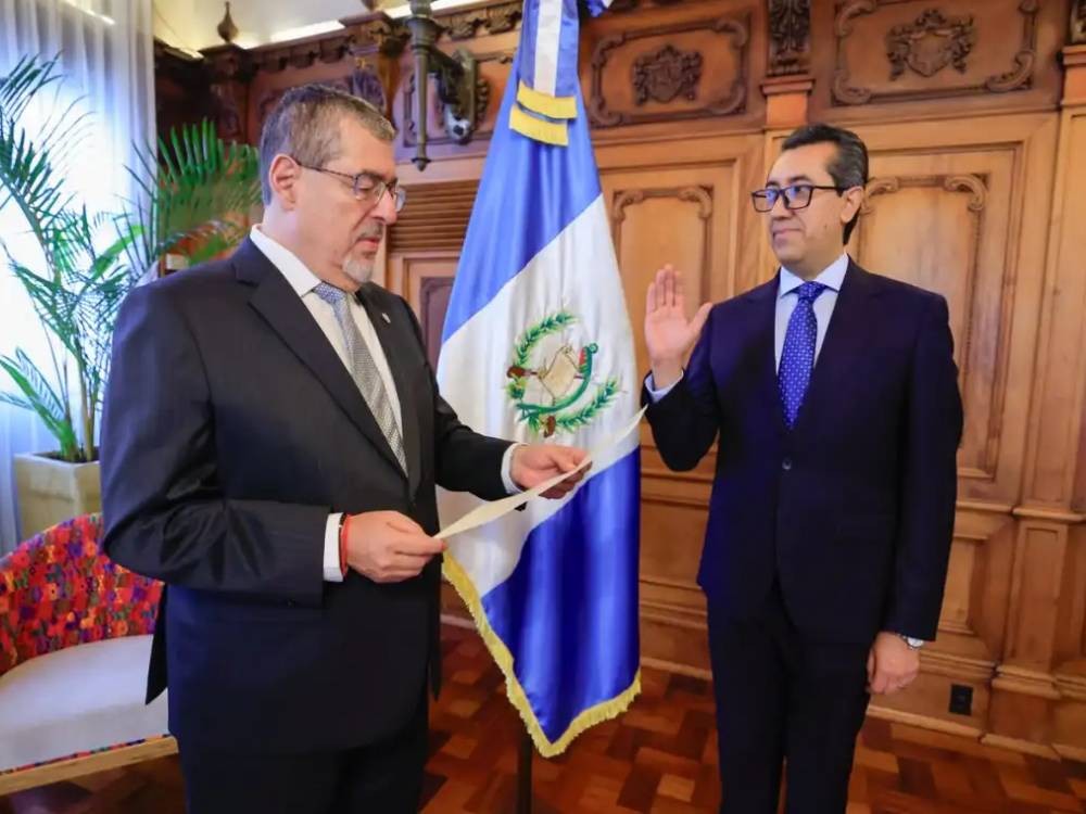 CC suspende nombramiento de Menkos como presidente del Banguat
