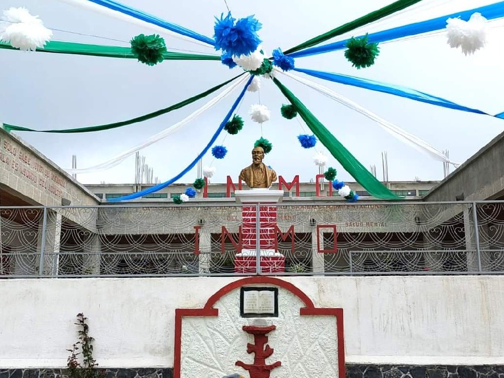 Celebran el 79 aniversario del Instituto Justo Rufino Barrios