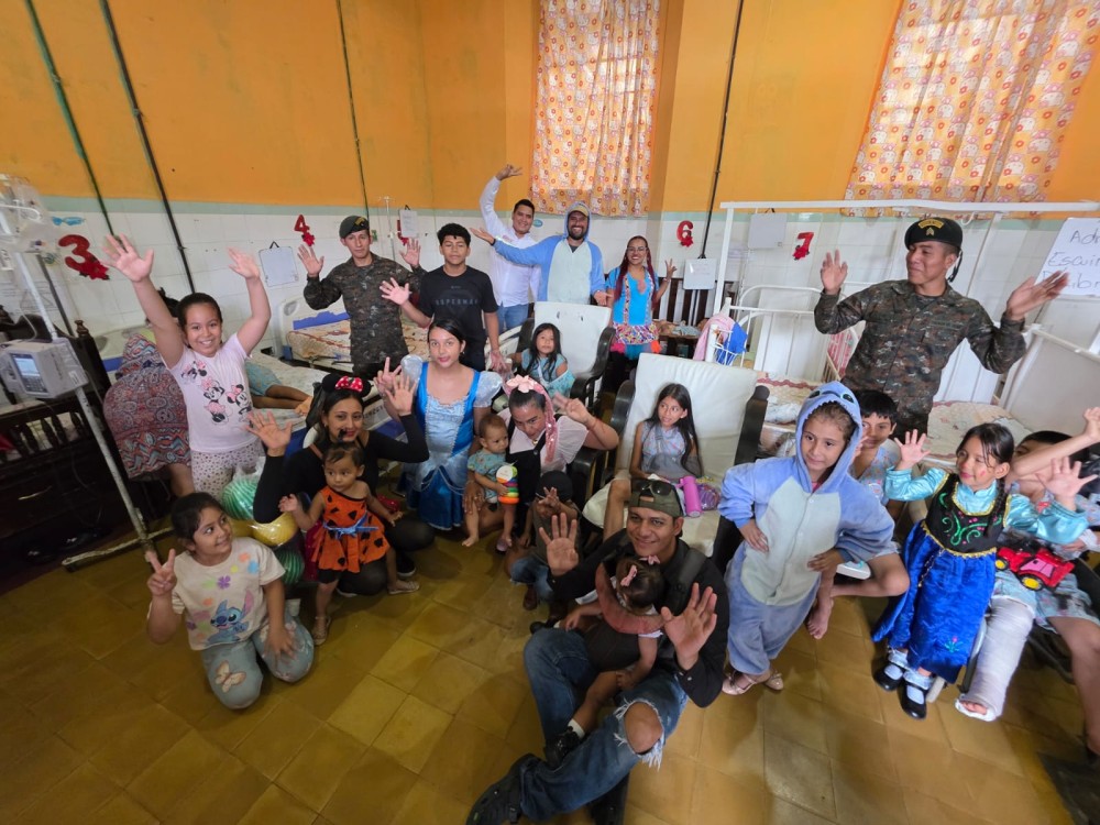 Celebran el Día del Niño a pacientes internados en el Hospital Nacional de Mazatenango 
