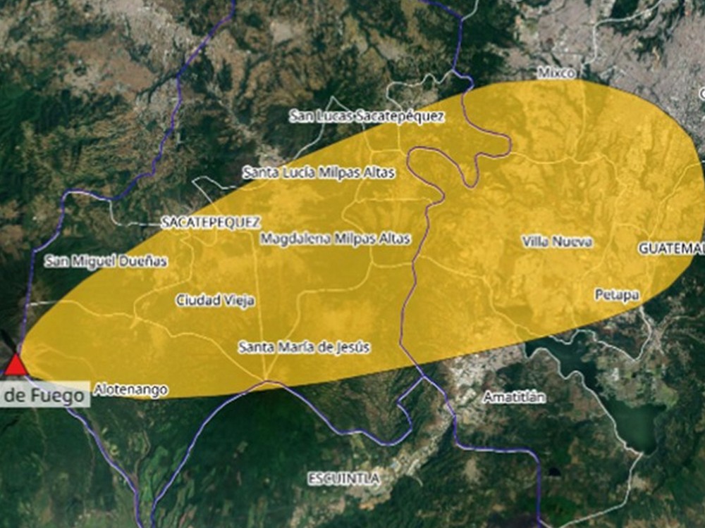 Ceniza volcánica podría dispersarse hasta 80 kilómetros 