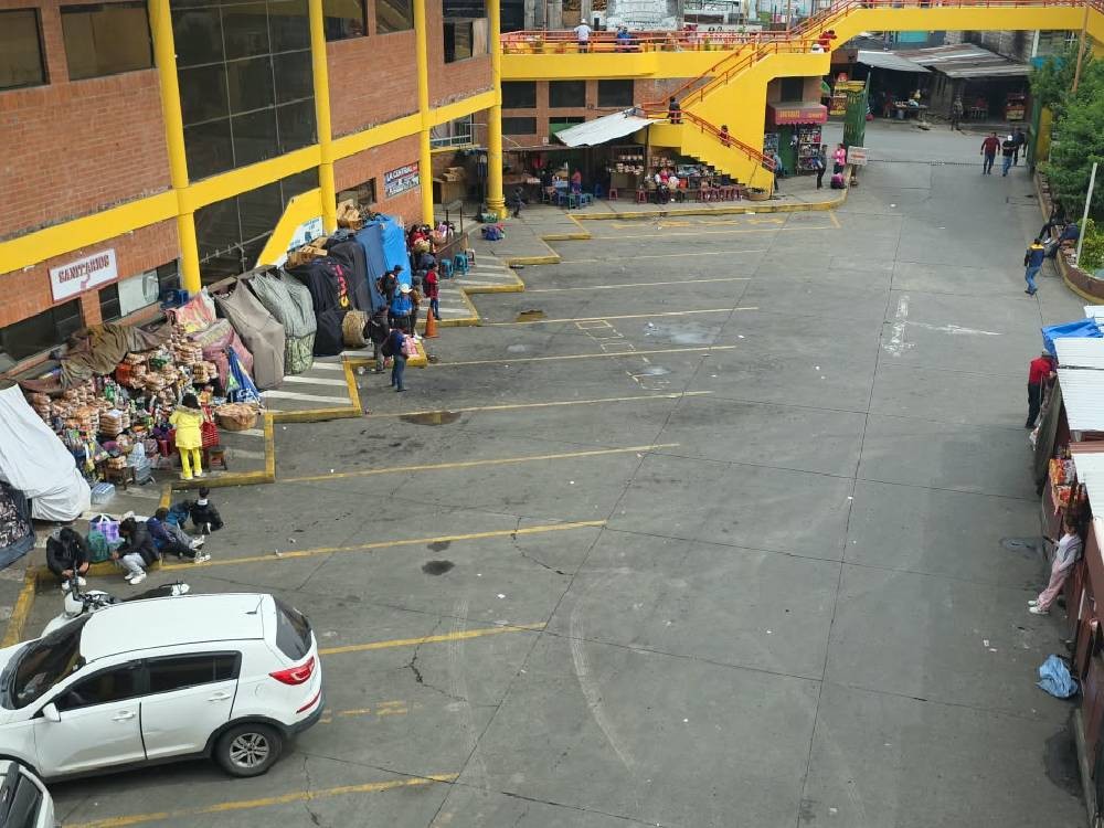 Cientos de usuarios en San Marcos son afectados por la falta de transporte extraurbano debido a los bloqueos