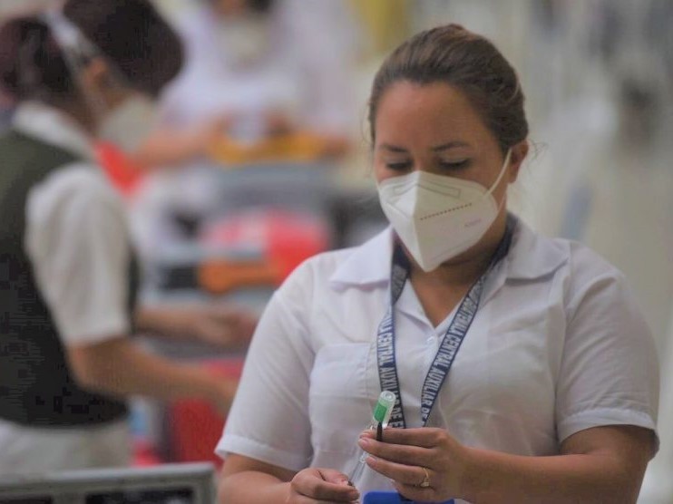  Cinco puestos de vacunación contra el Covid-19 en Xela