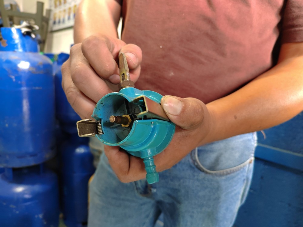 Cómo manipular de forma correcta un cilindro de gas para evitar accidentes