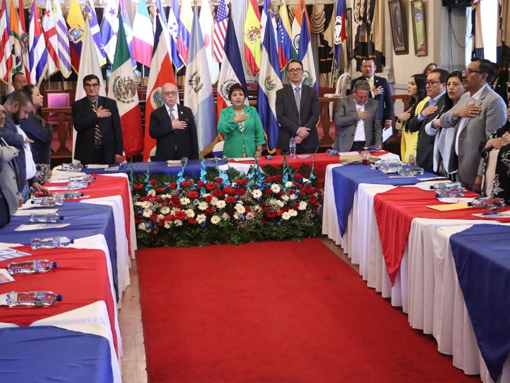 Colombiano, mexicano y guatemalteco destacan en la LXXXII edición de los Juegos Florales Hispanoamericanos