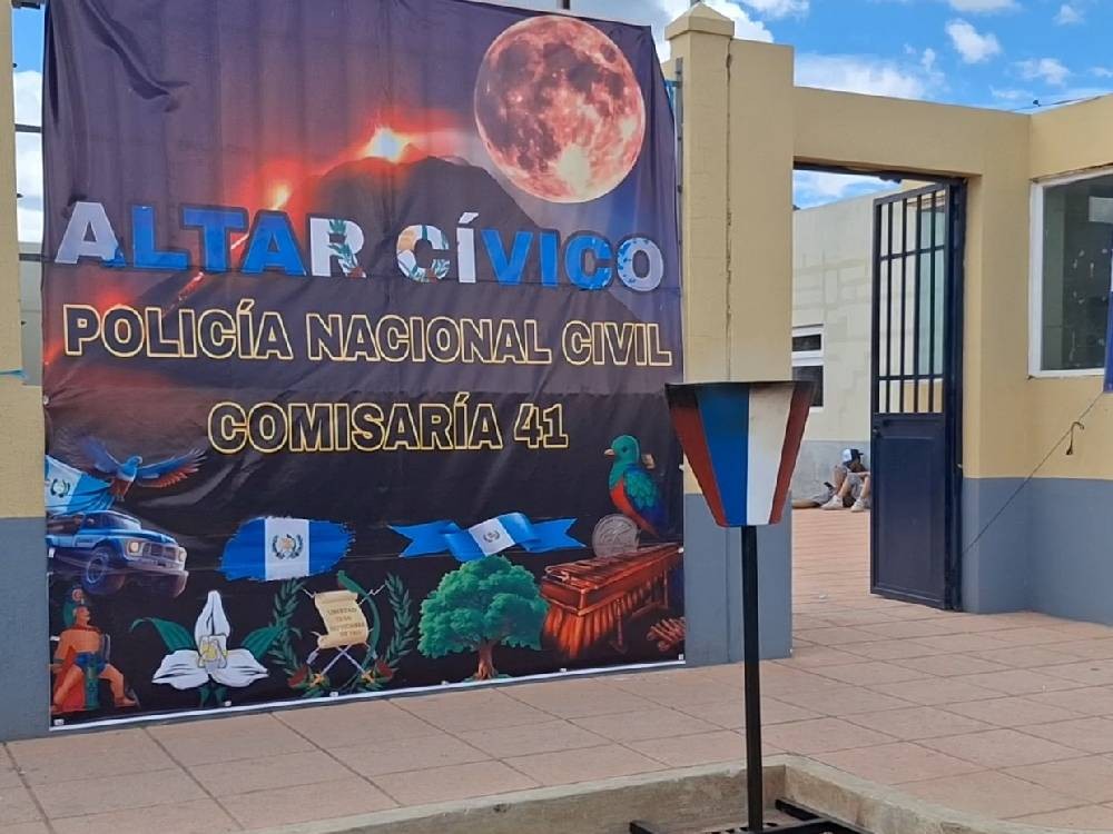 Comisaría 41 de la PNC de Quetzaltenango encenderá antorchas el 14 de septiembre 
