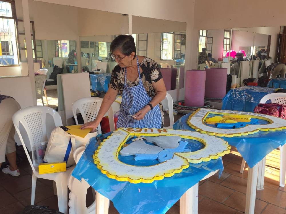 Comuna e Intecap impulsan el emprendimiento con cursos de arte en duroport