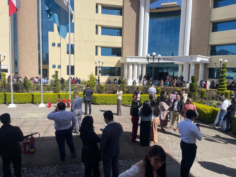 Con epicentro en Quetzaltenango: Fuerte sismo sacude al país