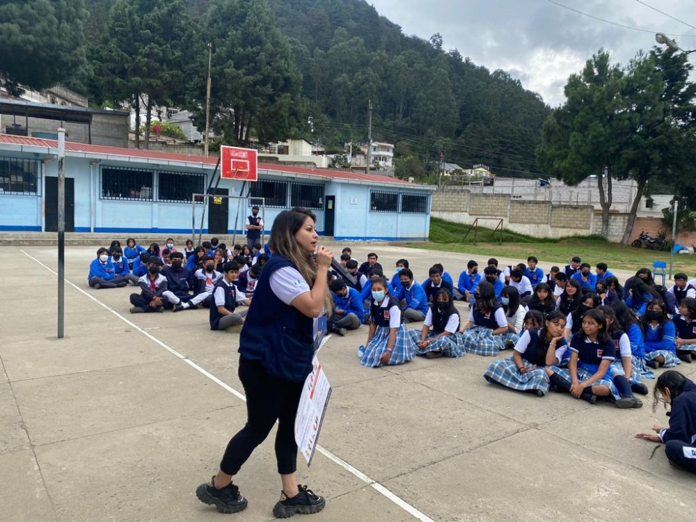 Conadi capacita a estudiantes en Xela 