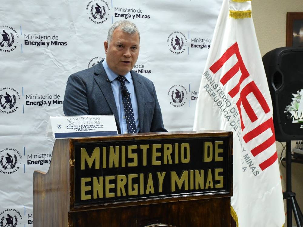 Conflicto bélico aumenta precios de combustibles