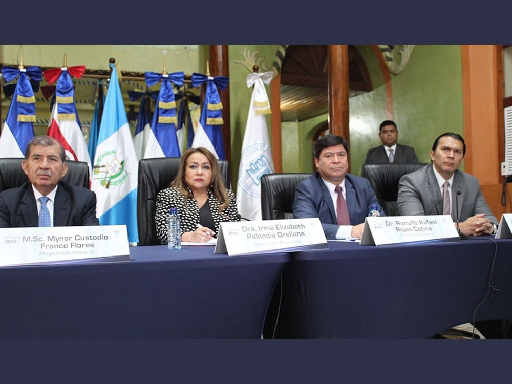 Congreso retira inmunidad a 4 magistrados del TSE