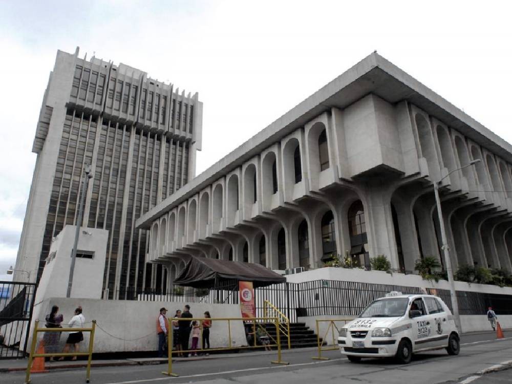 Corte Suprema de Justicia publica convocatoria para elección de magistrado a la CC