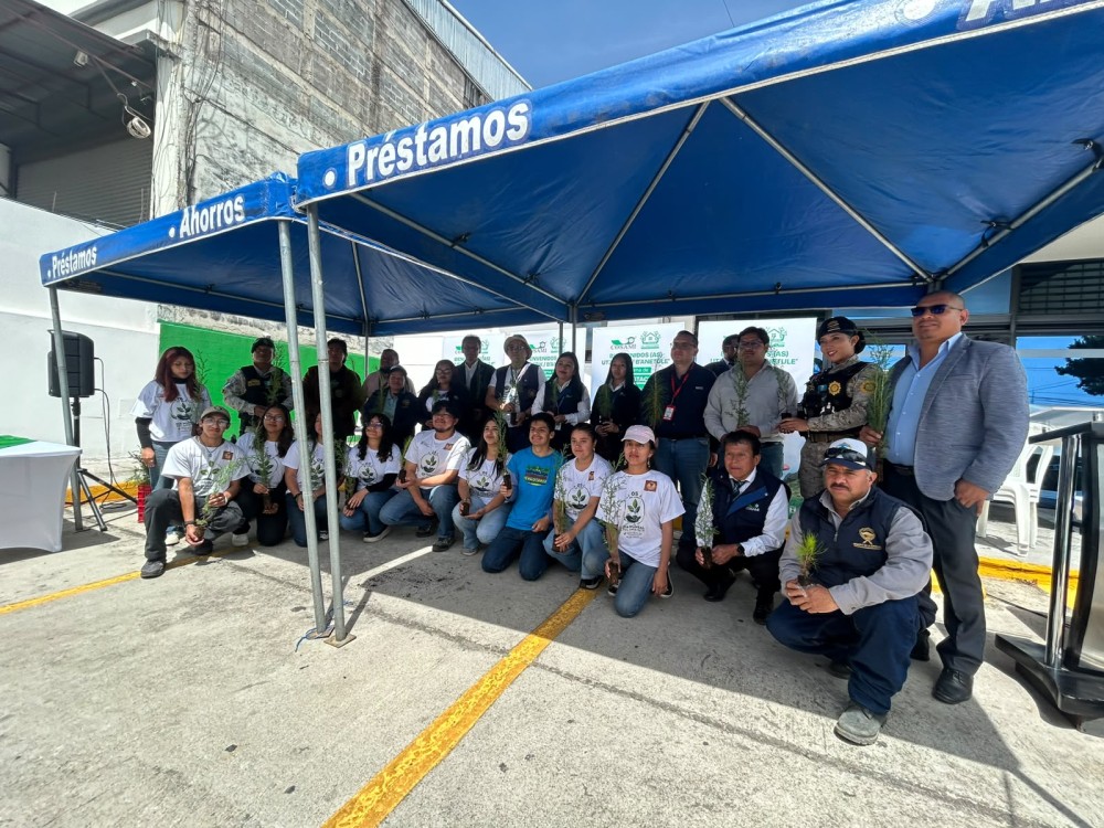 Cosami entrega más de un millón de árboles para fortalecer los bosques en Quetzaltenango 
