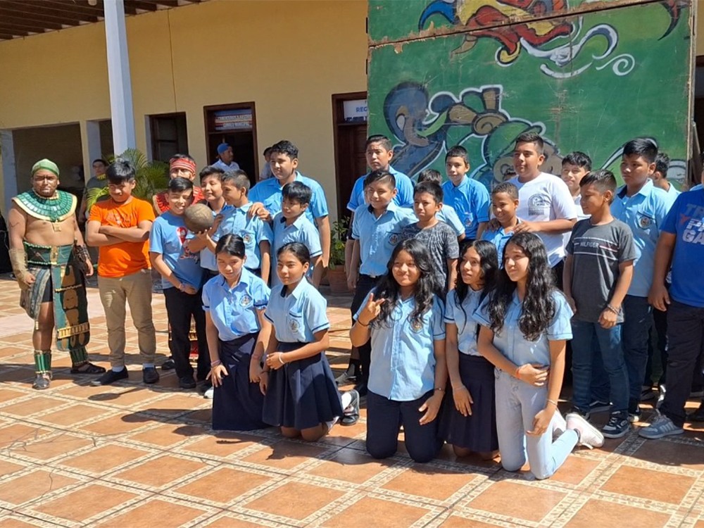 Cultura y Deportes realiza gira en Suchitepéquez para fomentar el juego de pelota maya