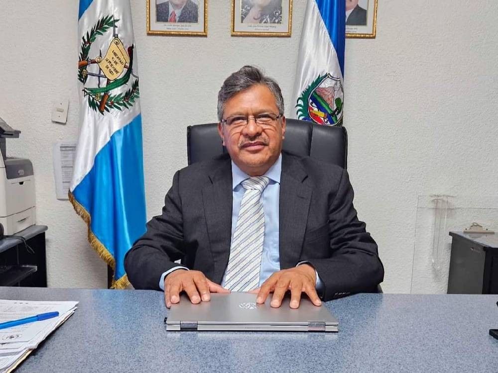 David Tirado Romero asume como nuevo Director Departamental de Educación de Quetzaltenango