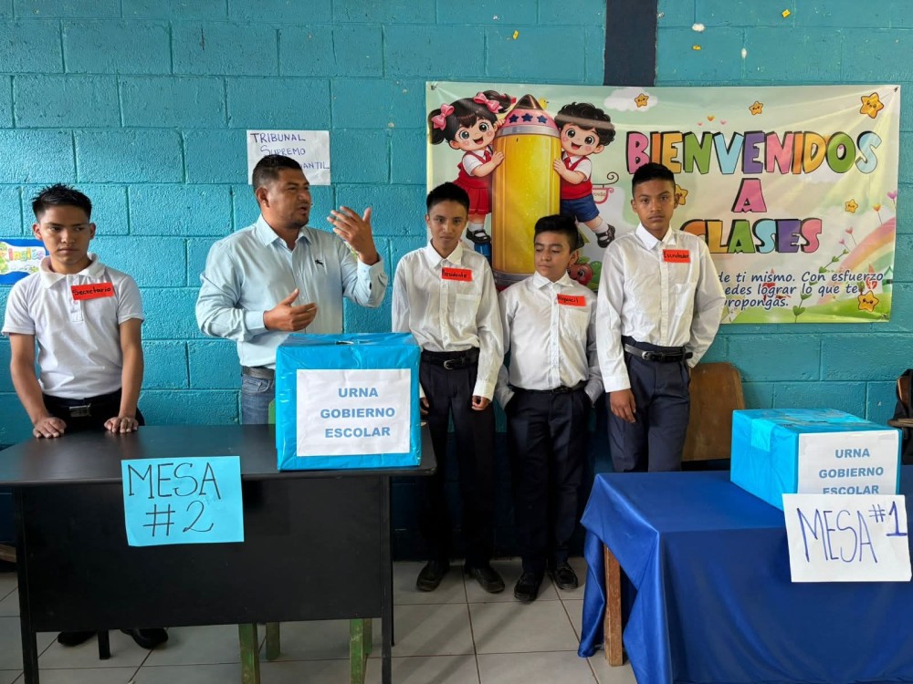 Desarrollan ejercicio democrático durante conformación de Gobierno escolar