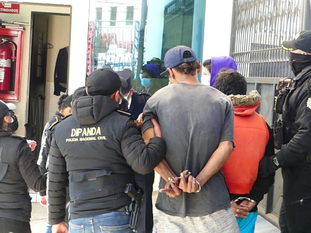 Desarticulan estructura criminal dedicada a la extorsión 