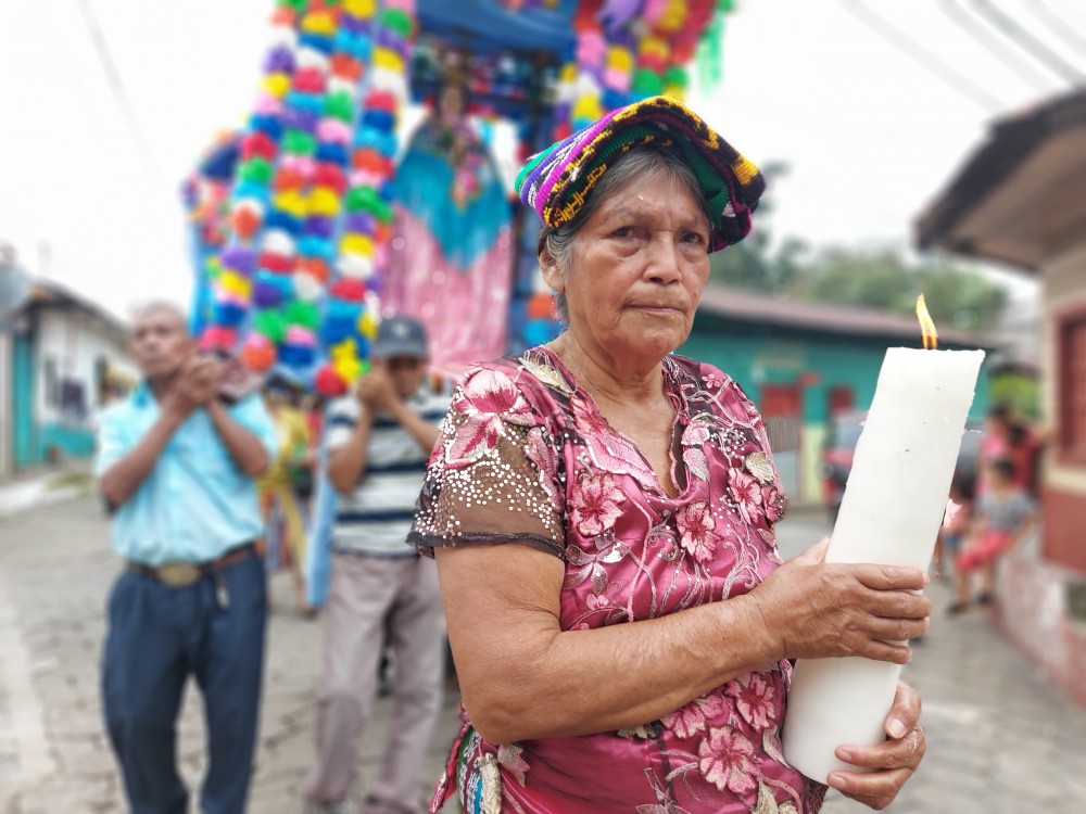 Despiden la feria con recorrido procesional de cofradías