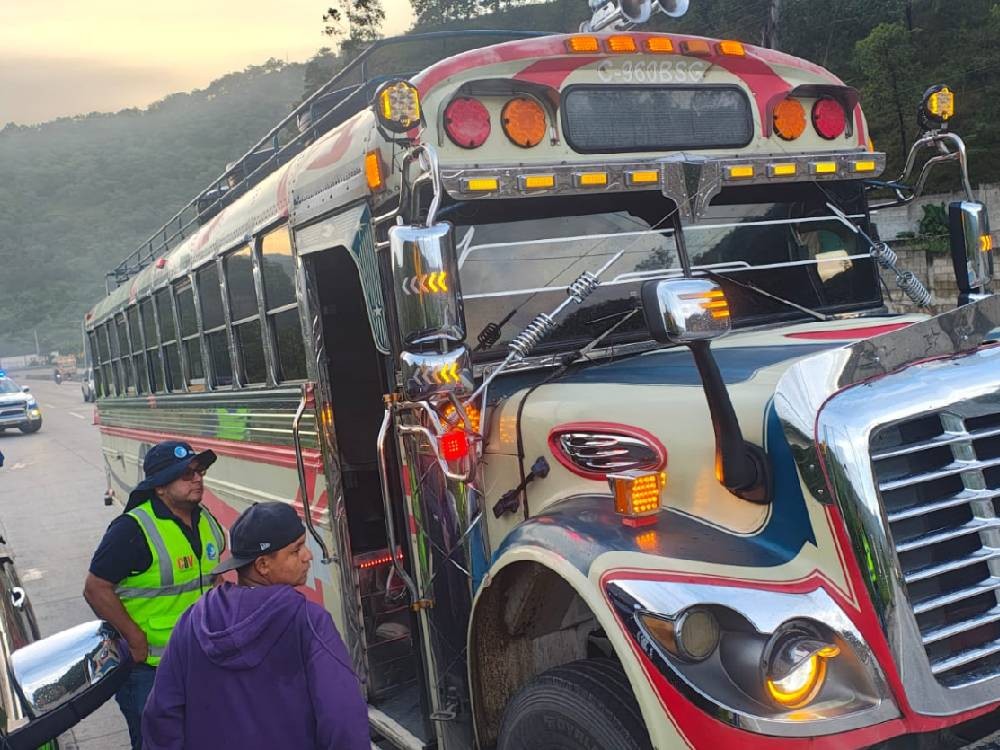 DGT hace un llamado a erradicar el uso de machetes u otros objetos peligrosos en el transporte público