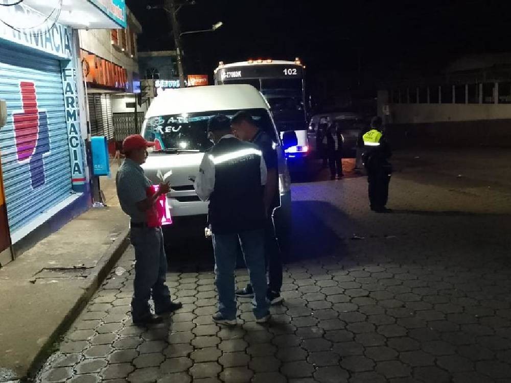 DGT realiza operativos de verificación en la ruta entre Quetzaltenango y Retalhuleu